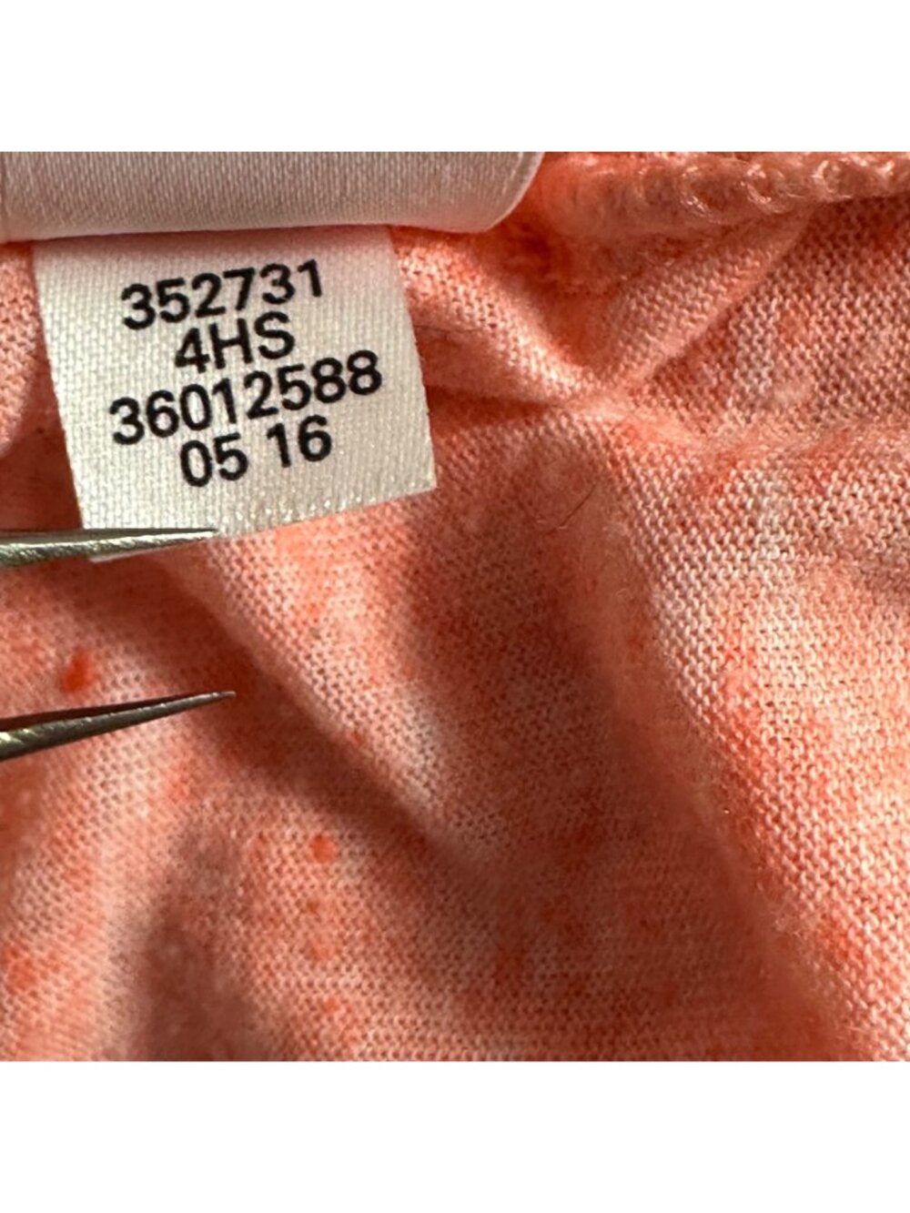 Victoria's Secret Coral V-Neck T-Shirt M Polyester/Linen Blend Beachy Vacation - Picture 9 of 12